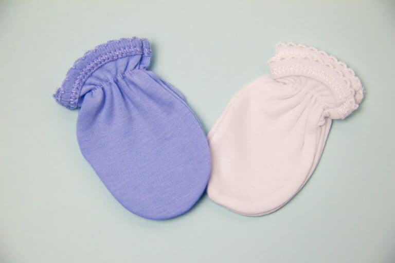 Mittens A Necessity for Newborn Babies? Full Heart Mommy